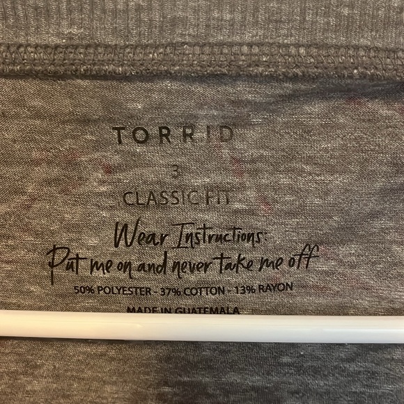 Candy cane Skull shirt. torrid - Picture 3 of 4